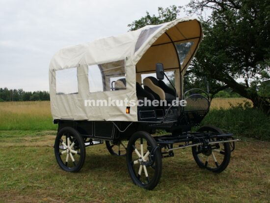 pferdeplanwagen-kutsche-planwagen-14-pferdekutsche-mmkutschen-luftfedrung-beleuchtung-scheibenbremsen-deichsel-schere-seitenspiegel-blinker-beleuchtung-tür-0rtscheid-edelstahl-dämpfer-aufsteishilfe 