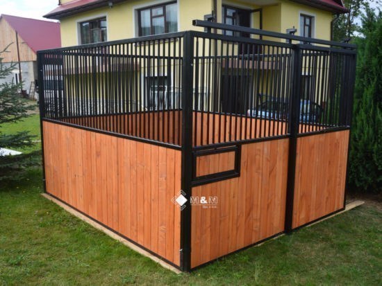 Paardebox 008